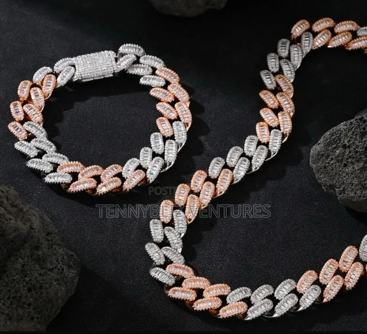 Fully Iced-out Cuban Link With Money Bag Medallion