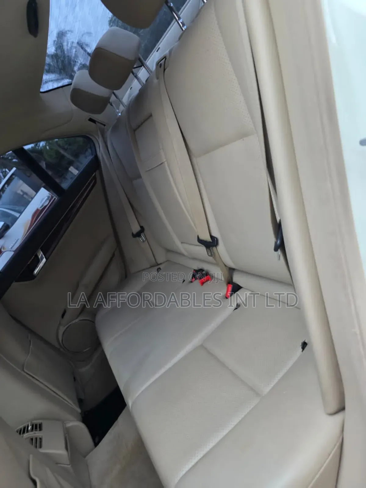 Mercedes-Benz C300 2009 White