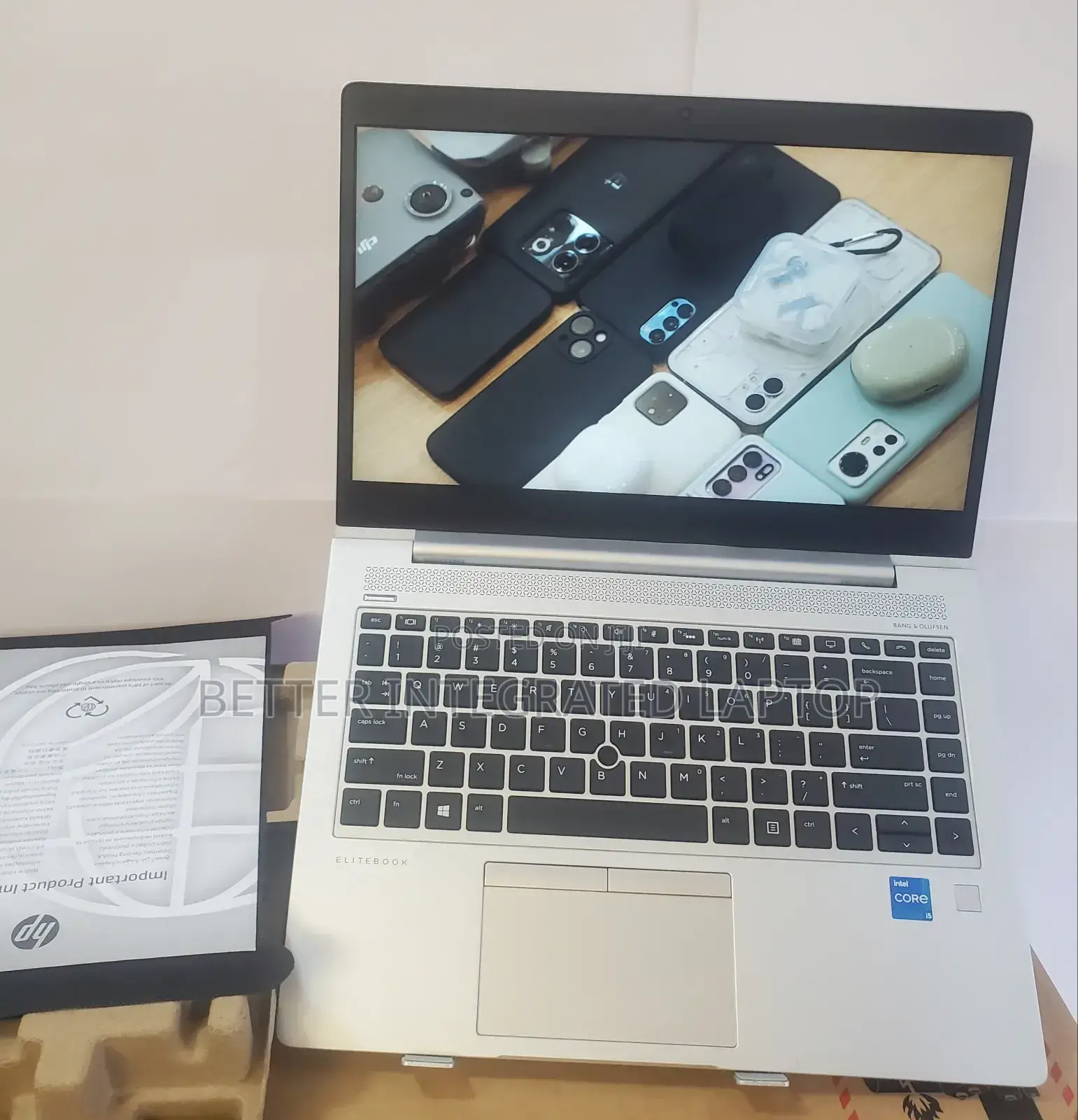New Laptop HP EliteBook 820 32GB Intel Core i5 SSD 1T