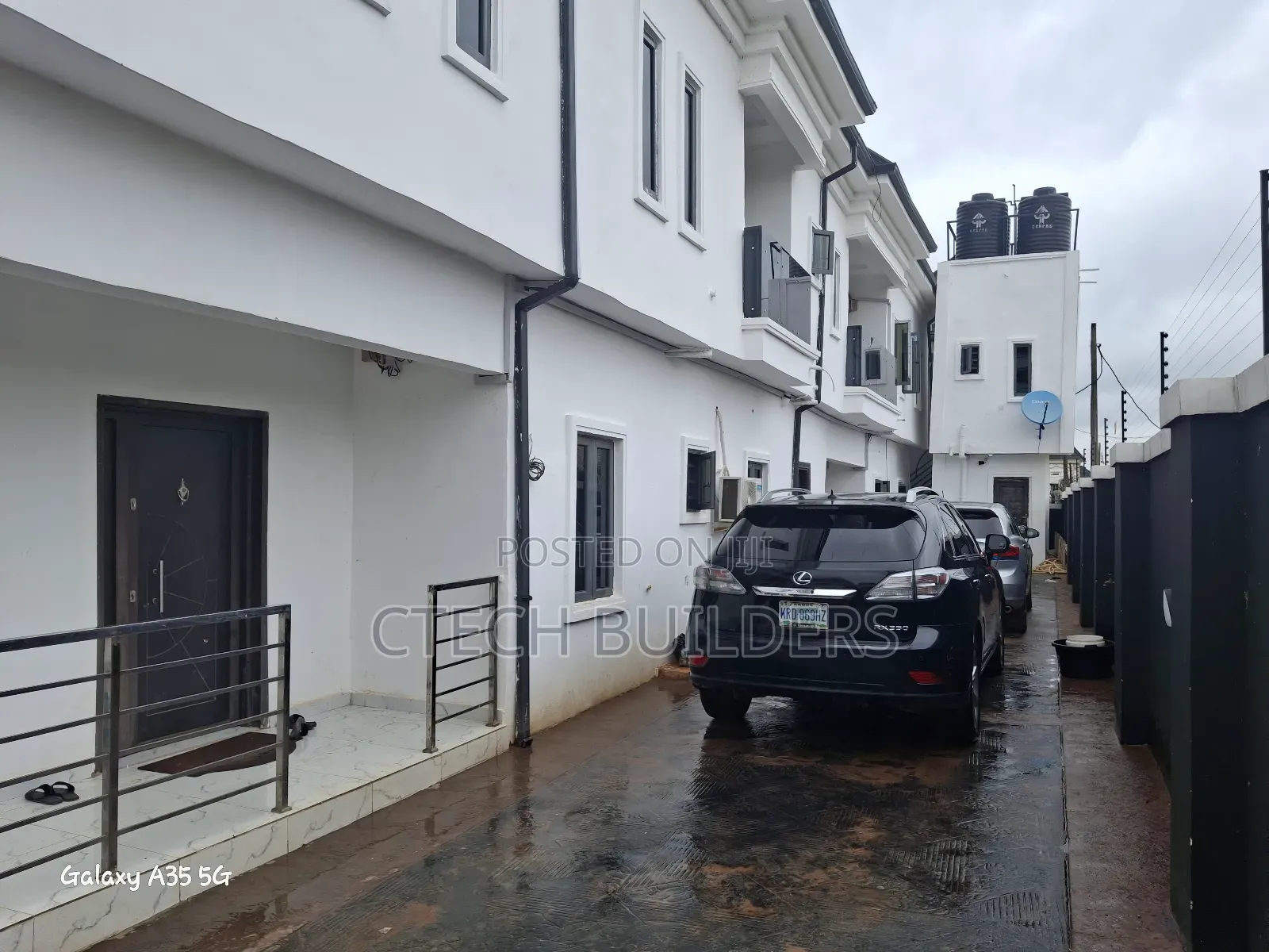 3bdrm Block of Flats in Benin City for rent
