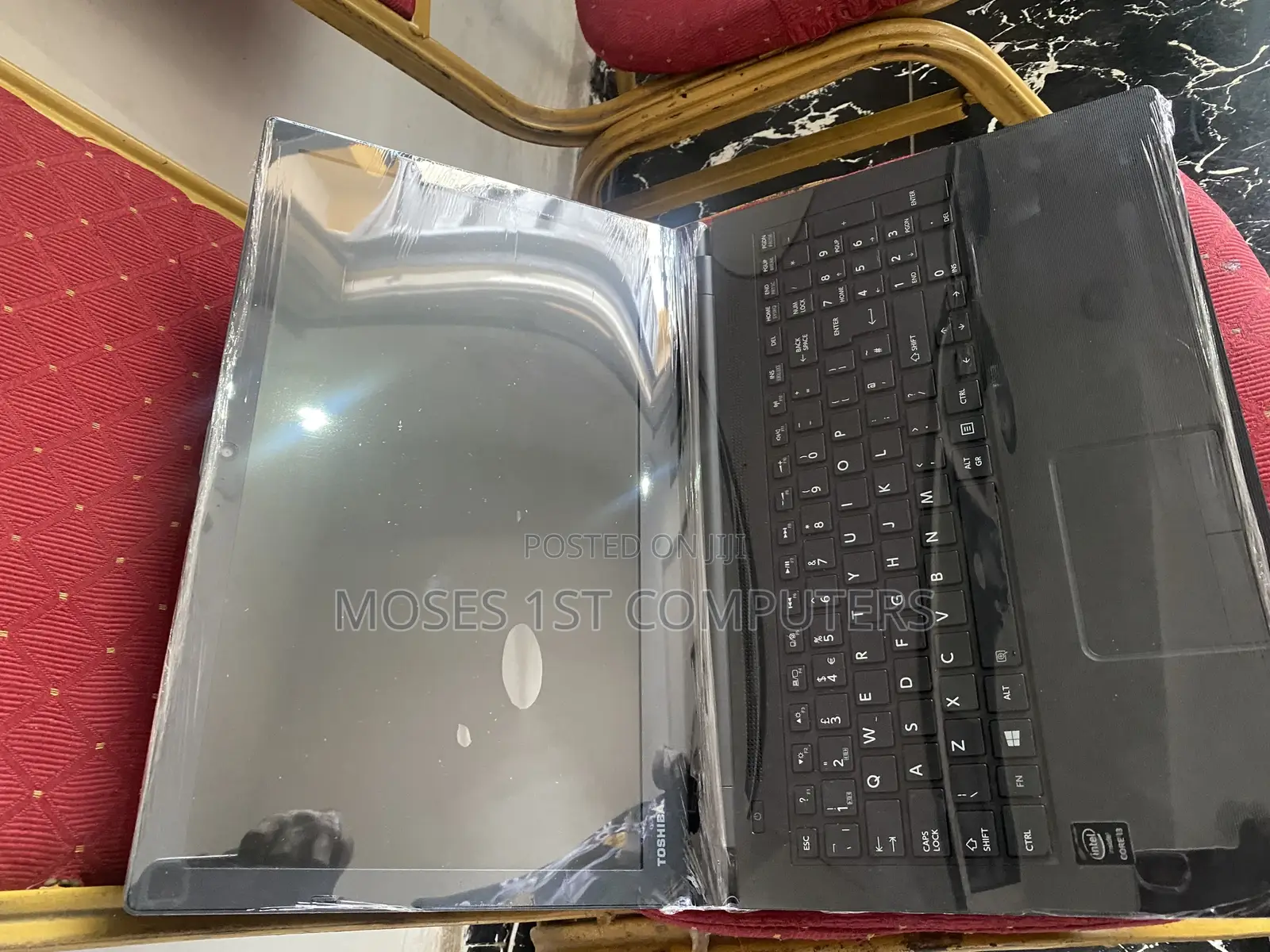 New Laptop Toshiba 8GB Intel Core I3 HDD+SSD 320GB