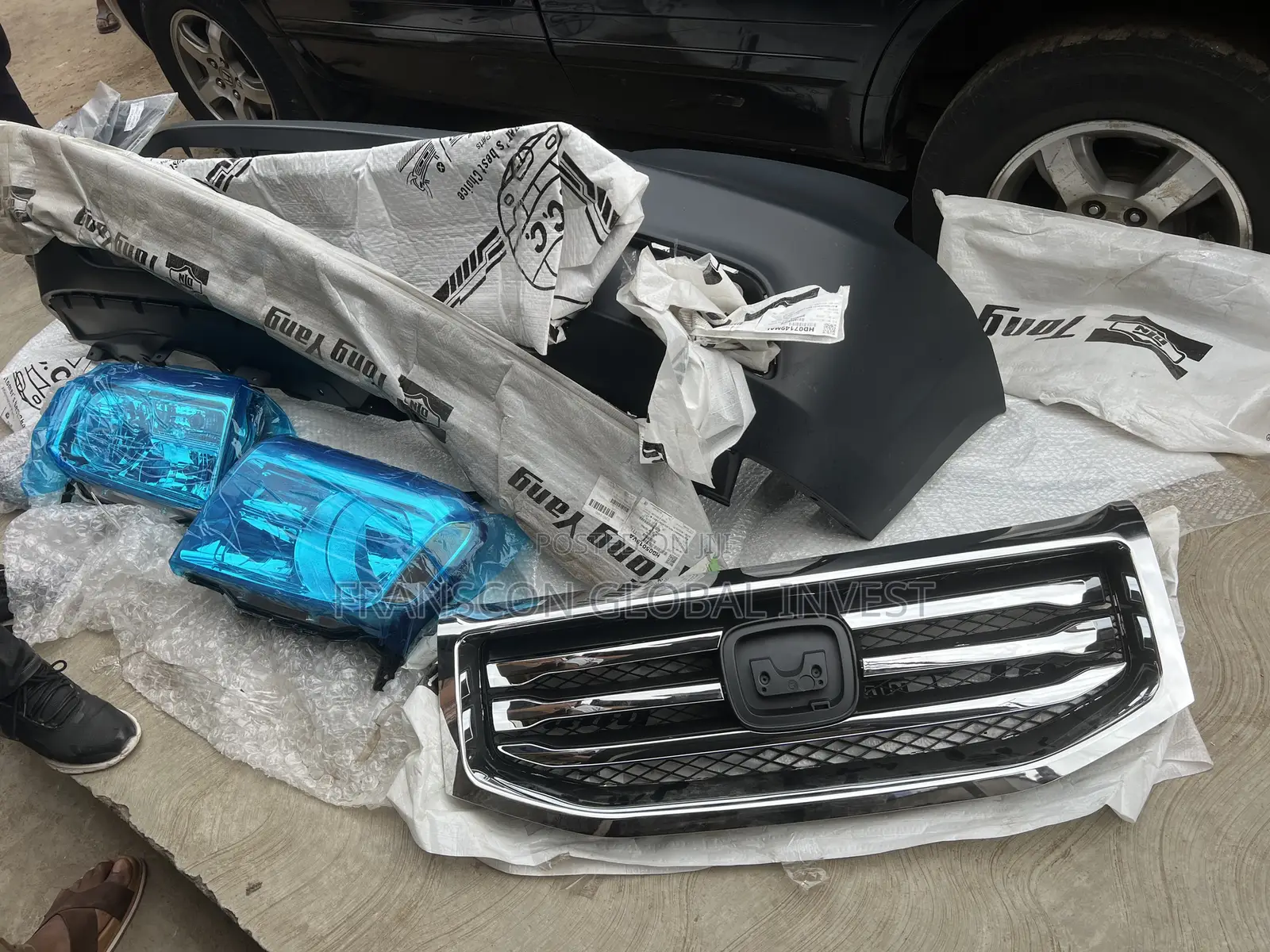 Complete Front Bumper and Headlight 2012-2013 Pilot