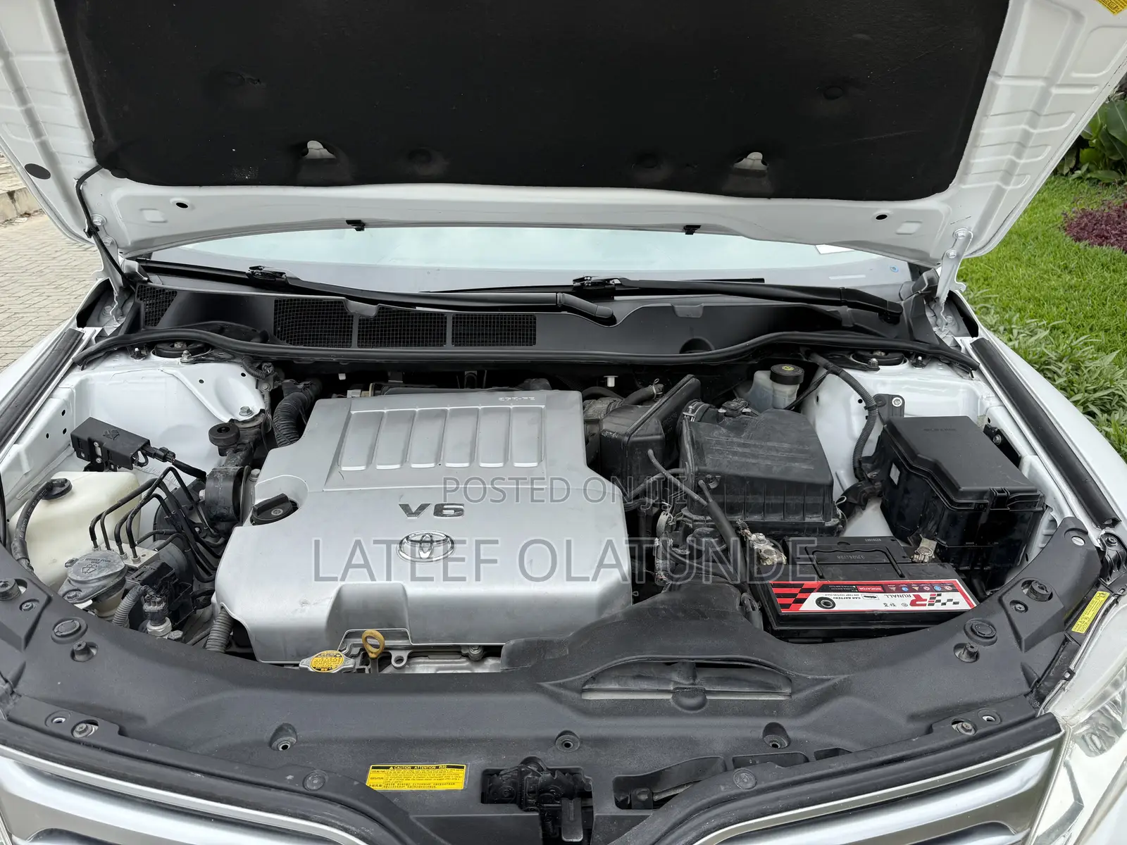 Toyota Venza V6 AWD 2011 White