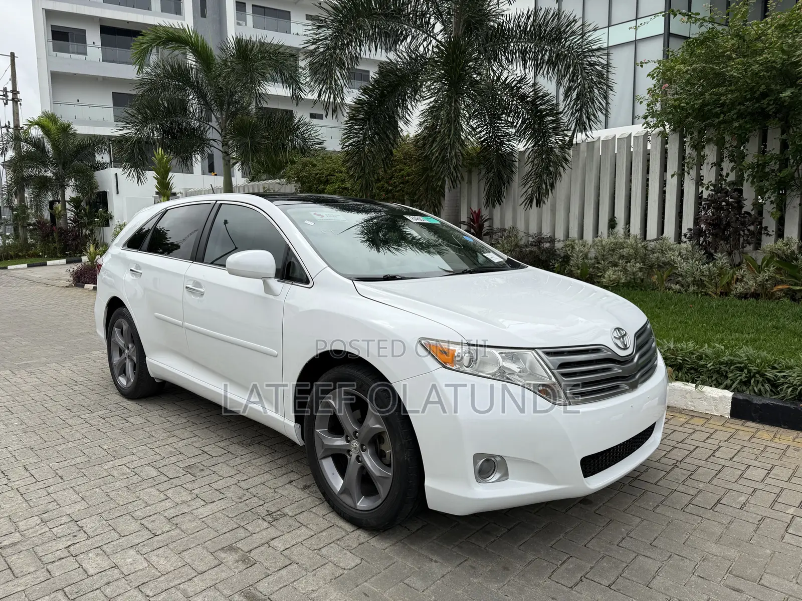 Toyota Venza V6 AWD 2011 White