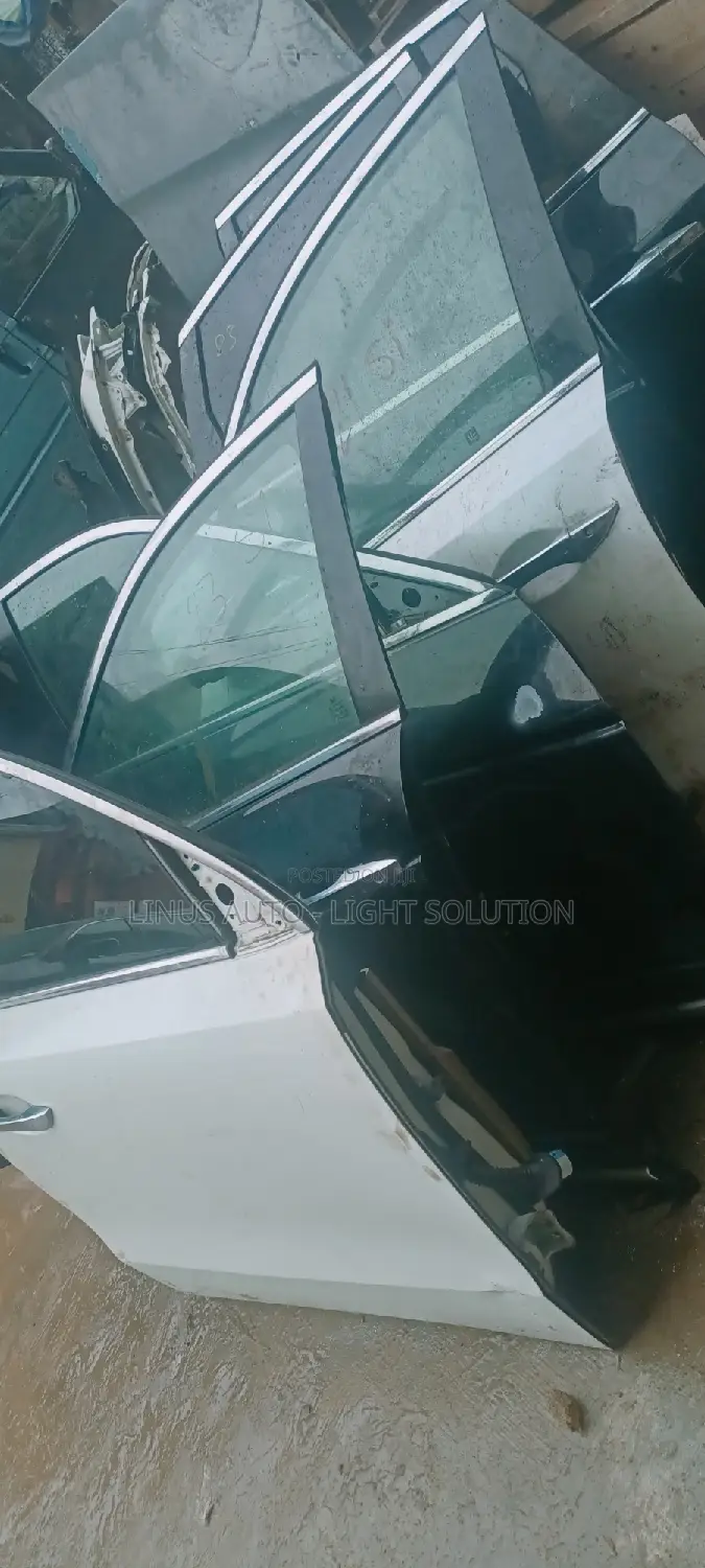 Door 2016/2018 Acura MDX Available