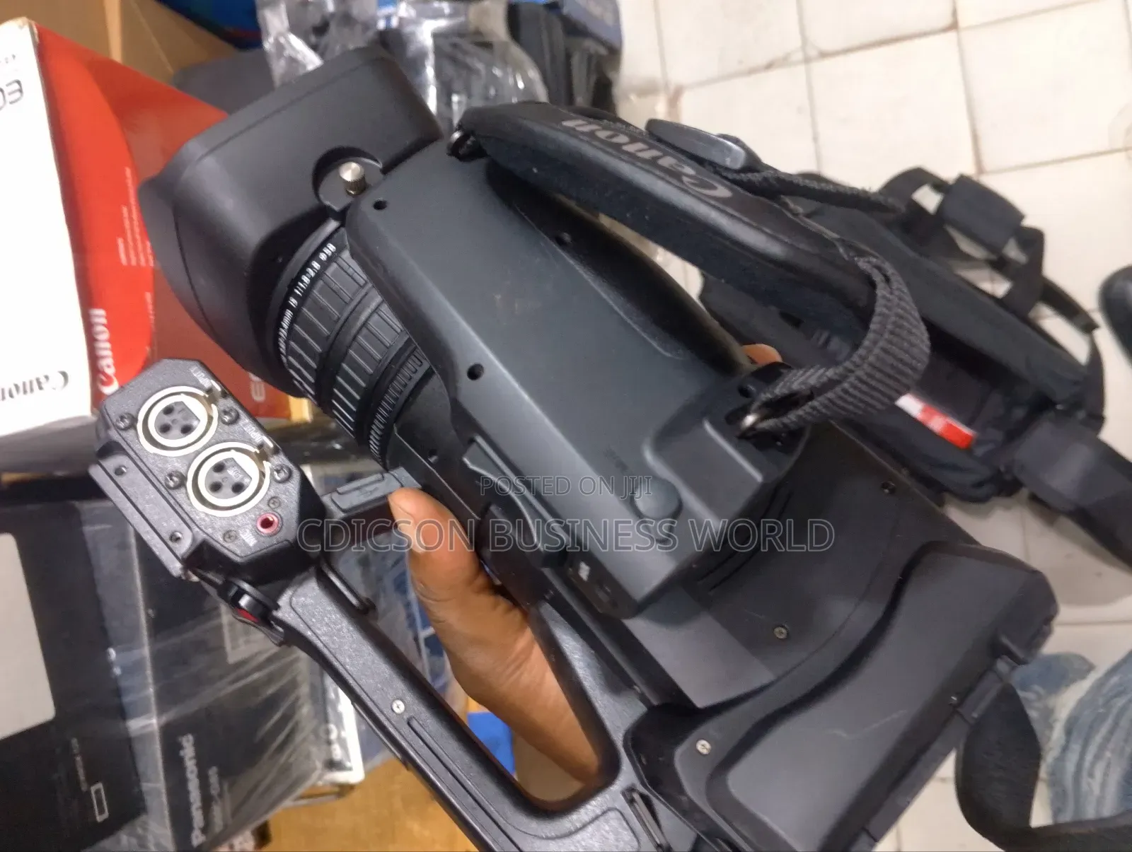 Canon Camera Xf200