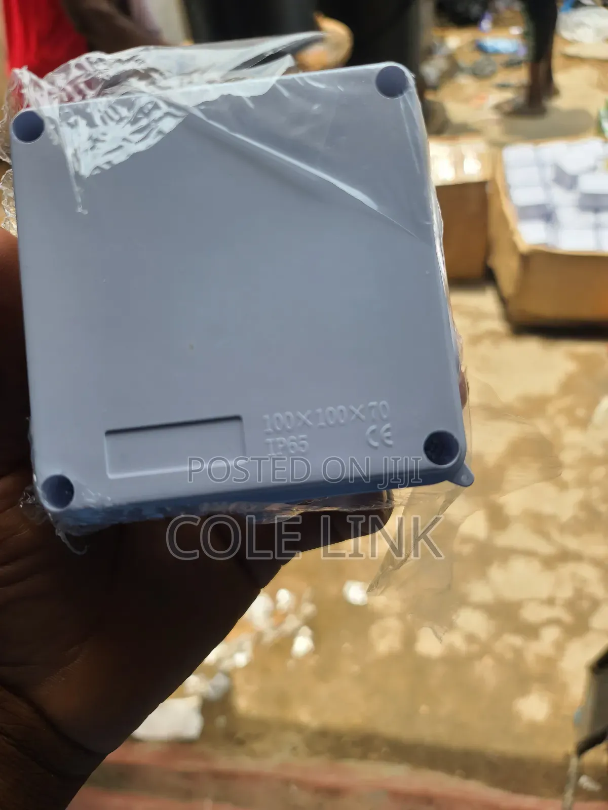 Waterproof/ Enclosure Box Ip65 (100×100×70) 4×4