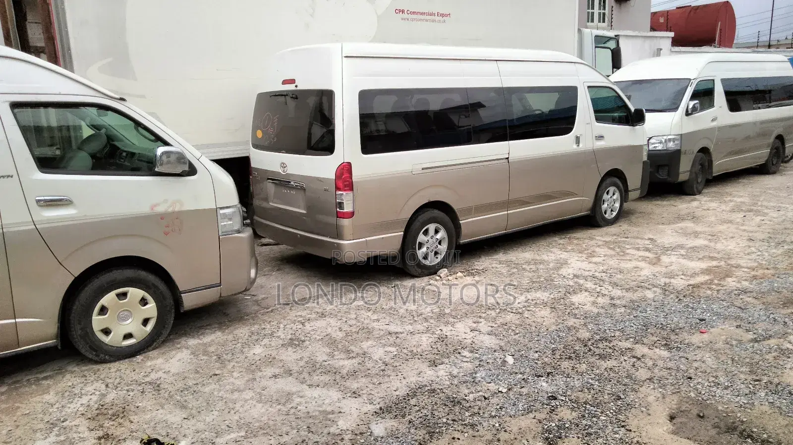 Toyota HiAce 2017 White