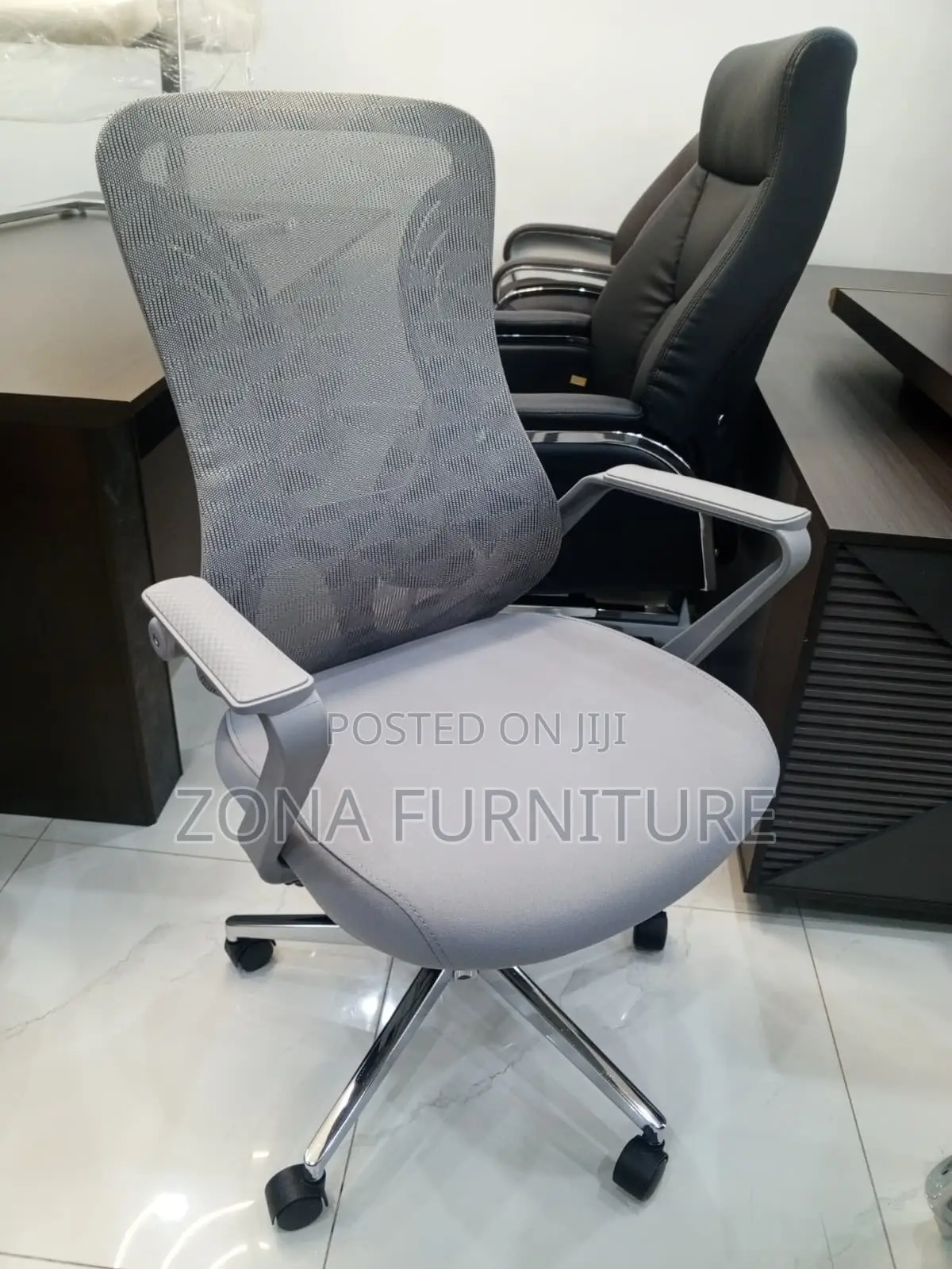 High Quality Foreign Design Fabric Office Swivel Chair