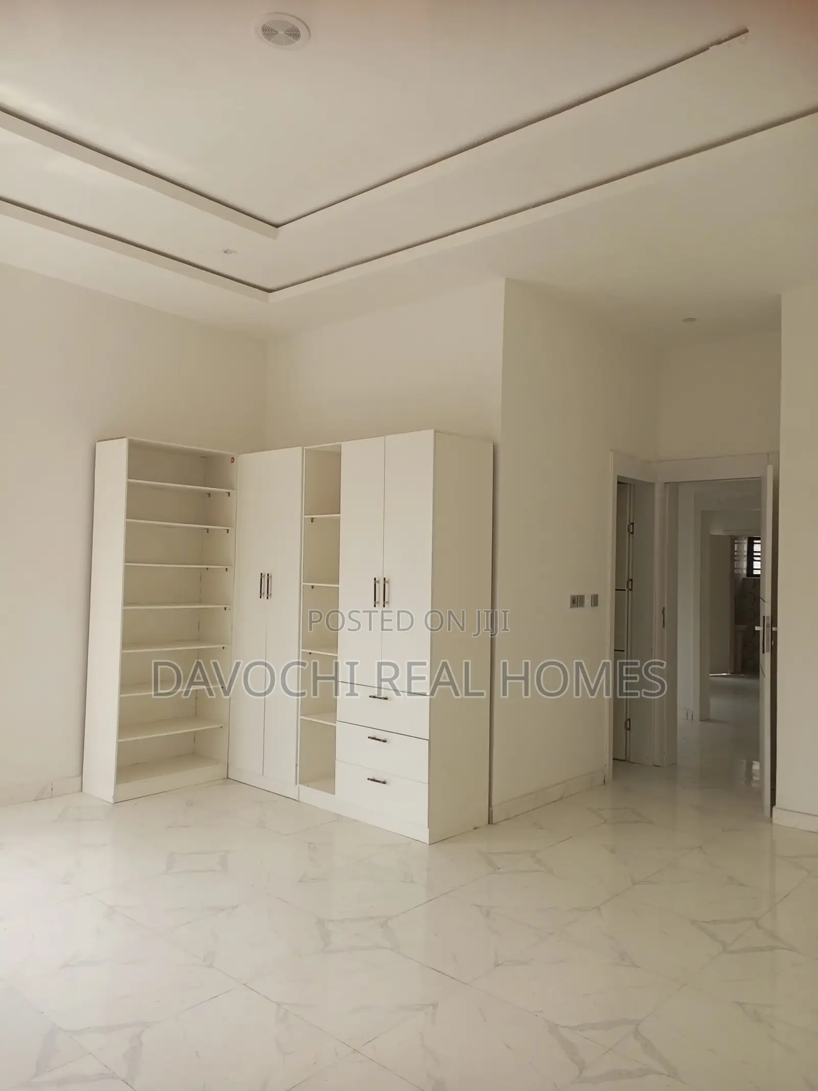 4bdrm Duplex in Ikota for rent
