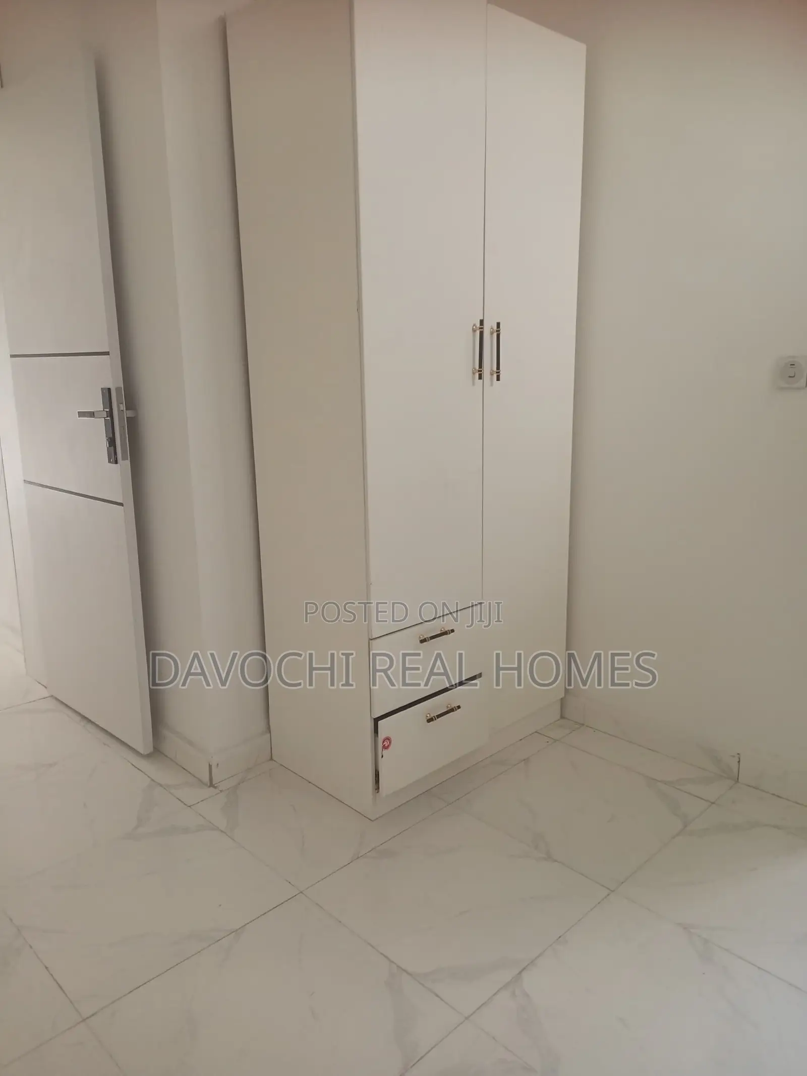 4bdrm Duplex in Ikota for rent