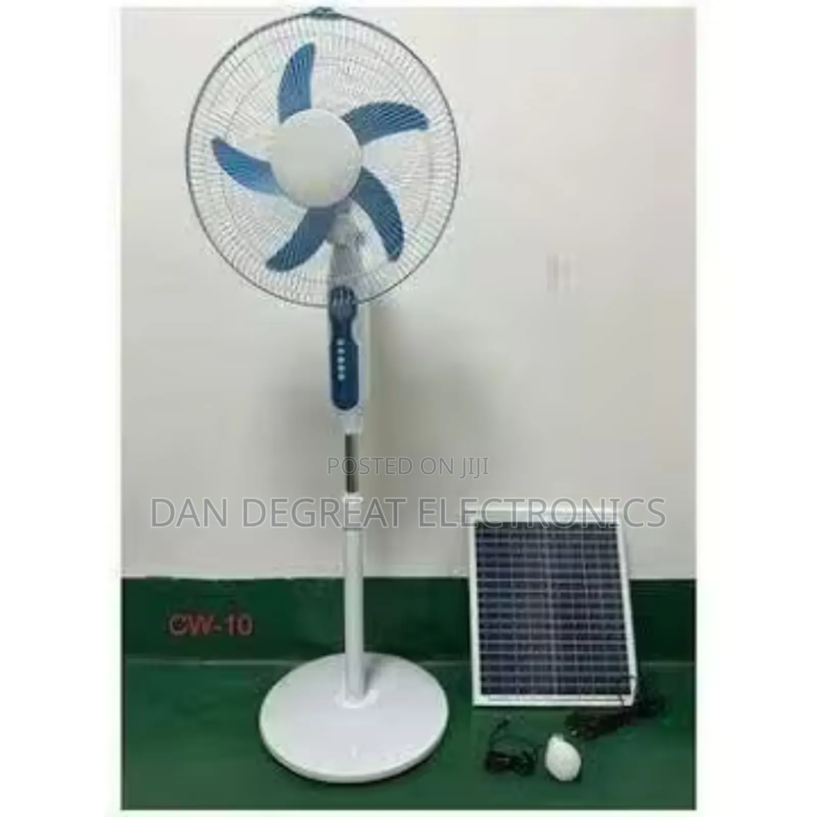 Fadar 18 Inches Rechargeable Standing Fan With Panel
