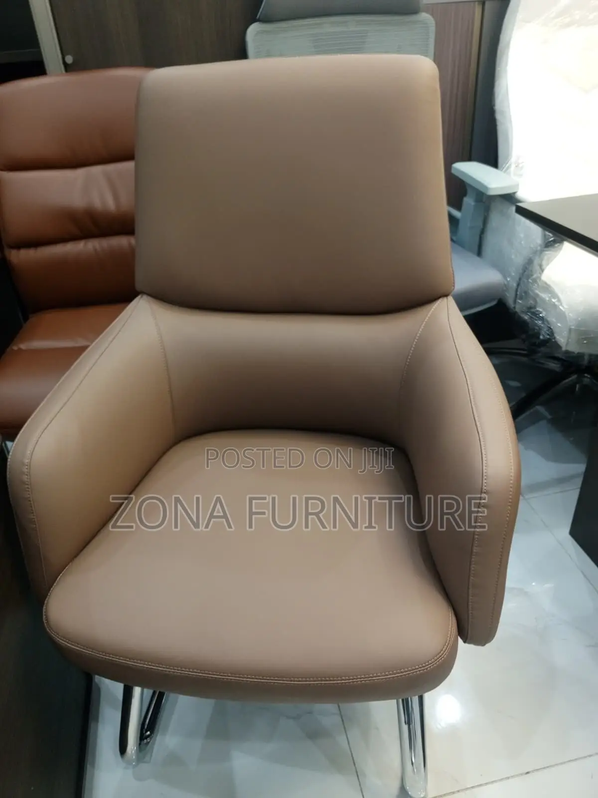 High Quality Foreign Design Executive Office Visitors Chair