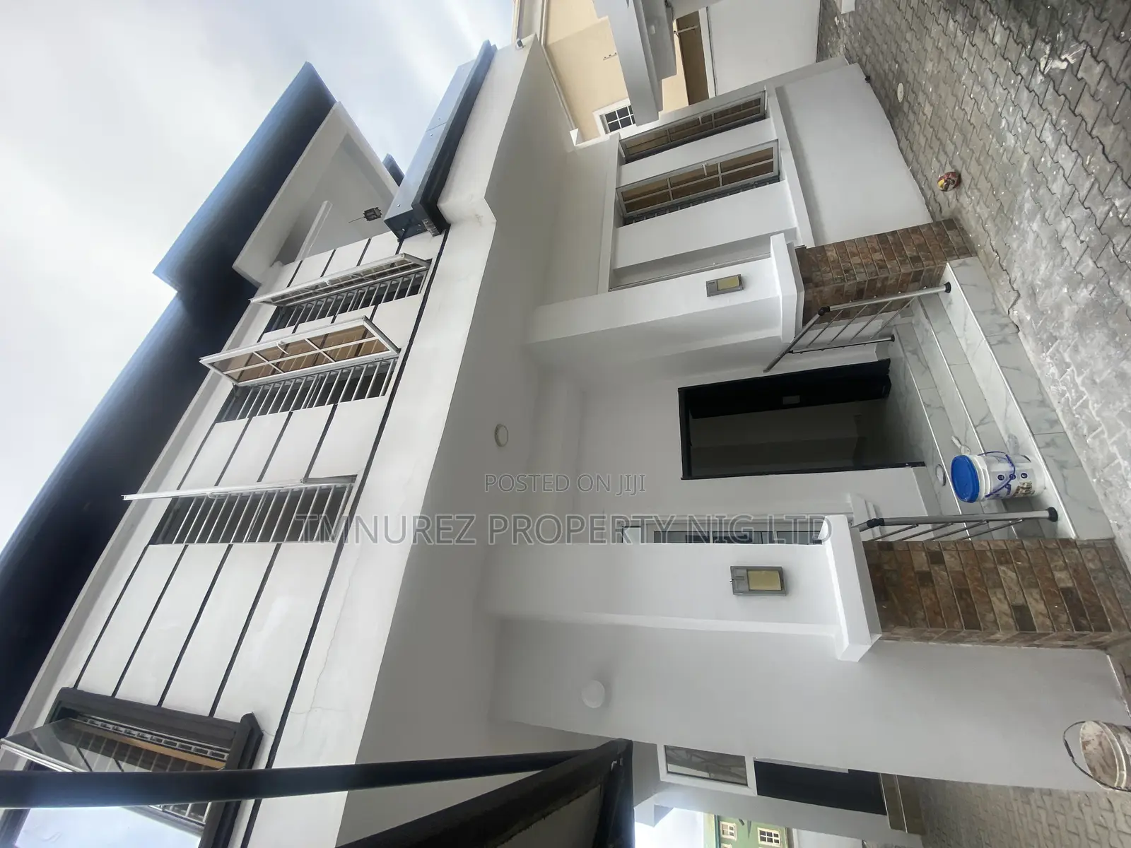 Studio Apartment in Ikota, Lekki for rent