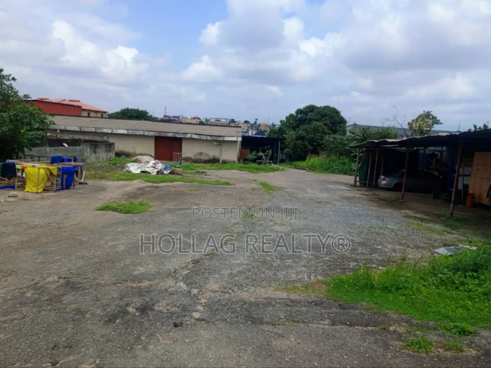 Warehouse With Open Space and Offices