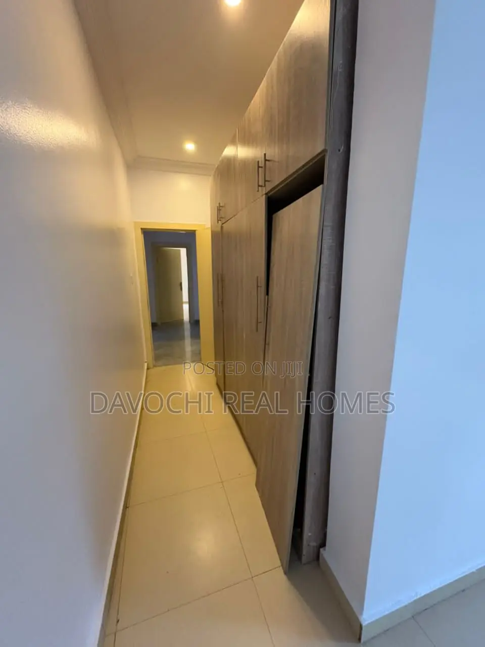 3bdrm Apartment in Megamound, Ikota for rent