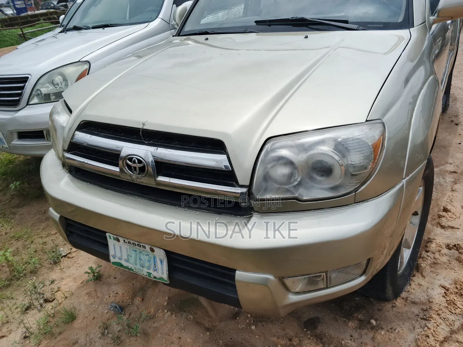 Toyota 4-Runner 2005 Gold
