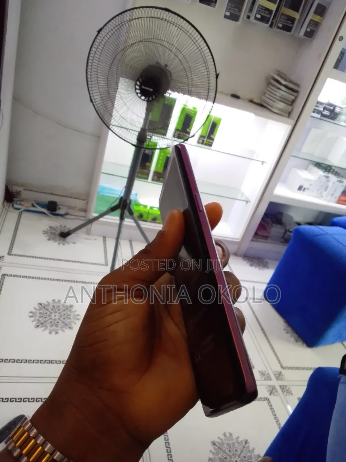 New Samsung Galaxy S9 64 GB Purple