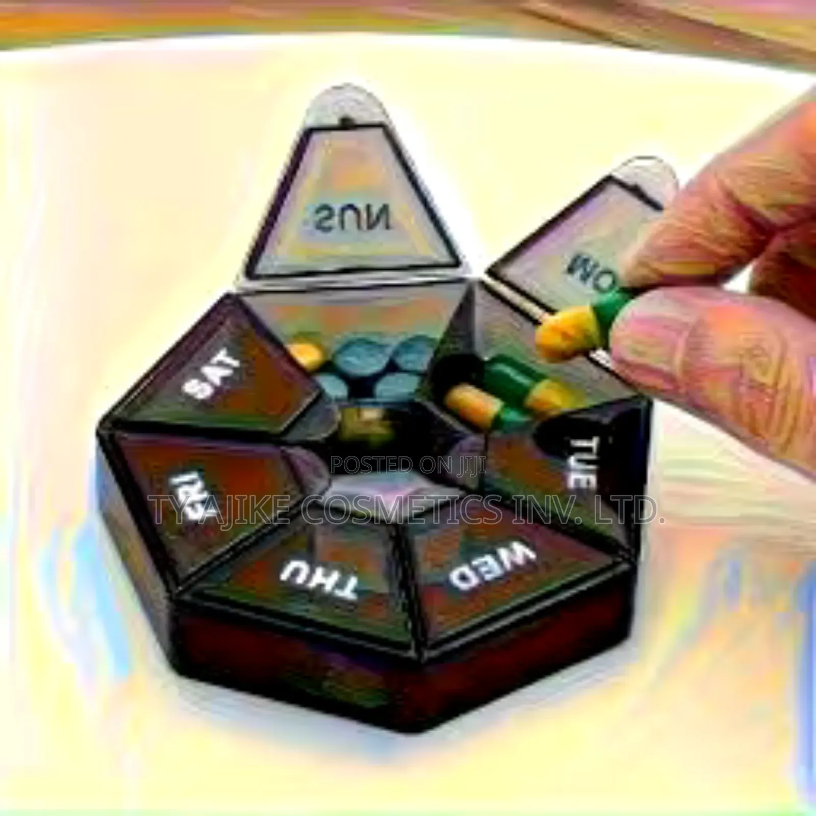 7 Day Drug Pill Box Organizer - Black