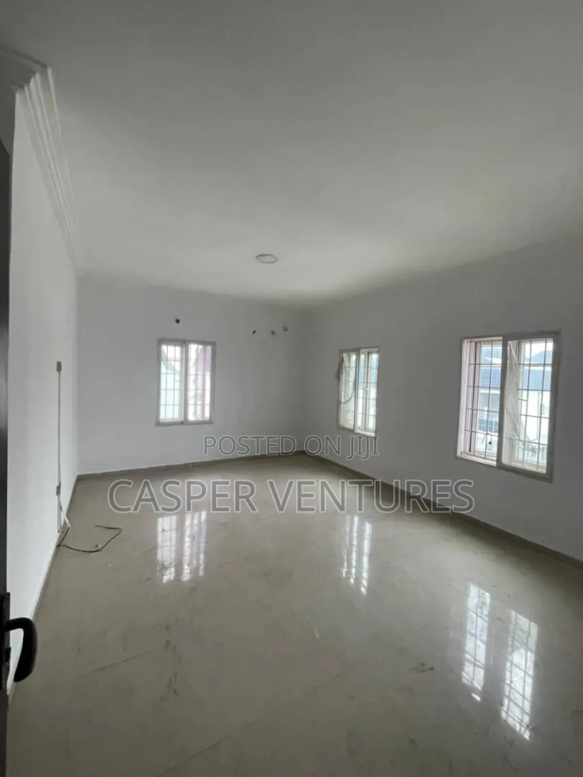 1bdrm Room & Parlour in Friends Colony, Agungi for rent