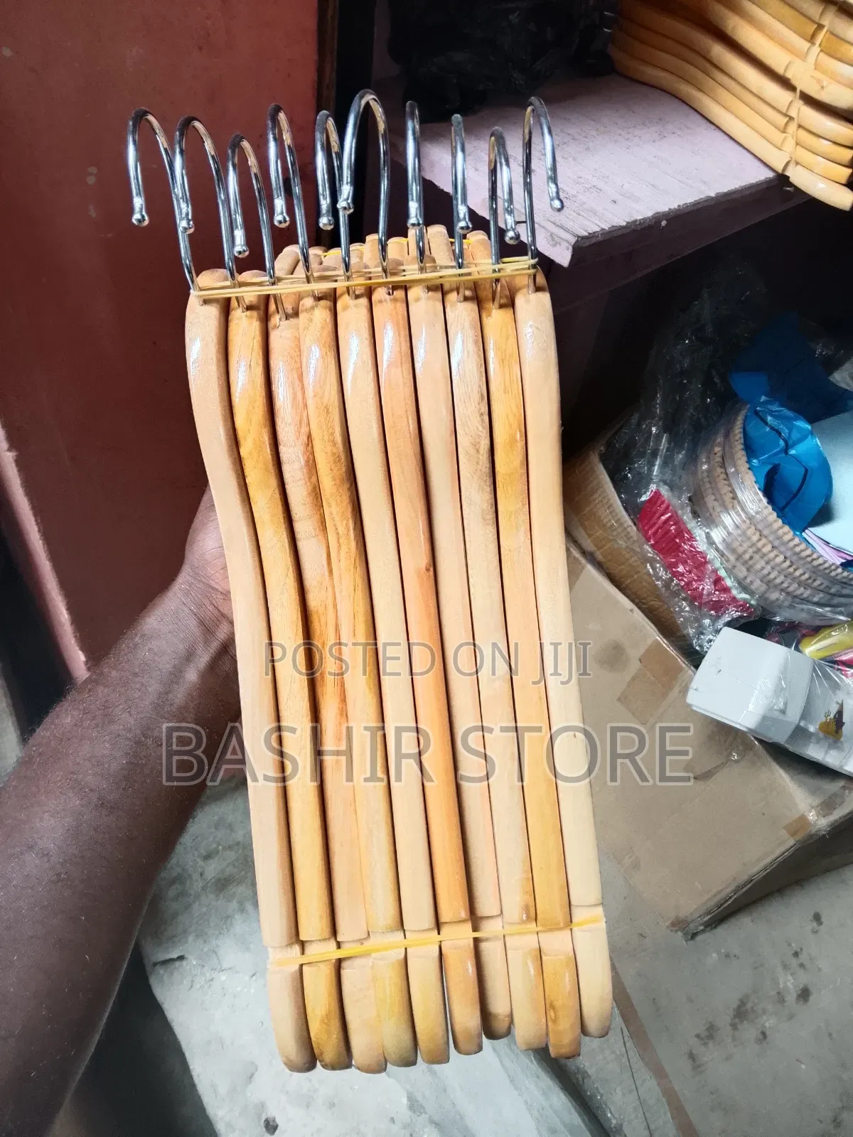 10 Set Wooden Clothes Hanger Without Clips