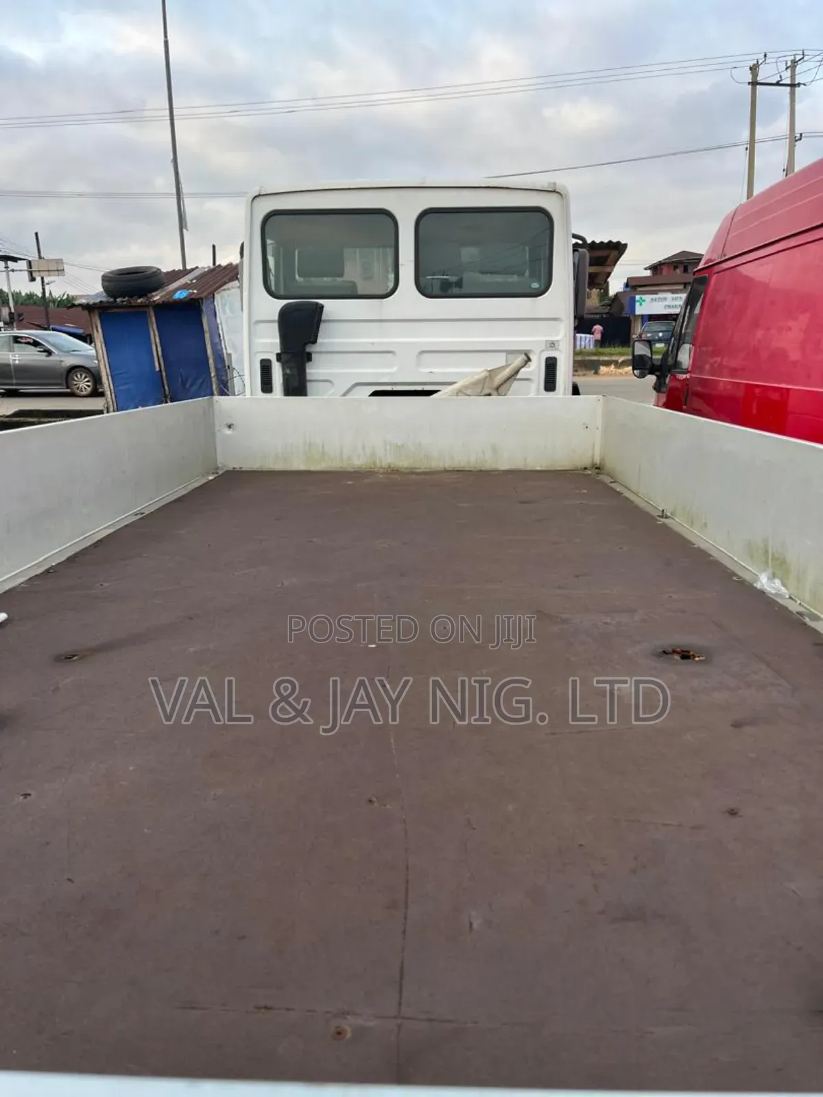 Nissan Rigid Half Body Truck - Foreign Use