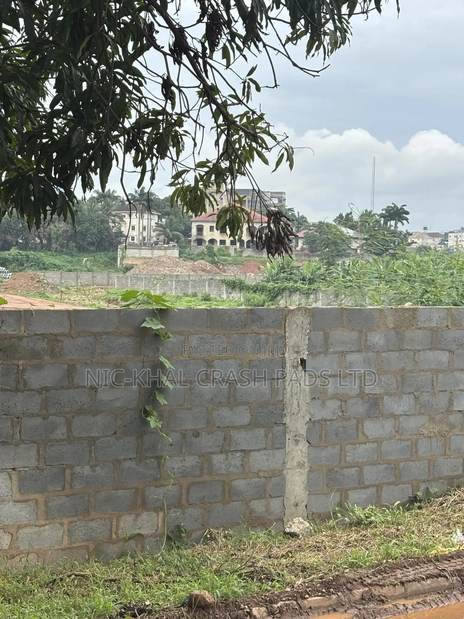 1000sqm of Table Land for Outright Purchase