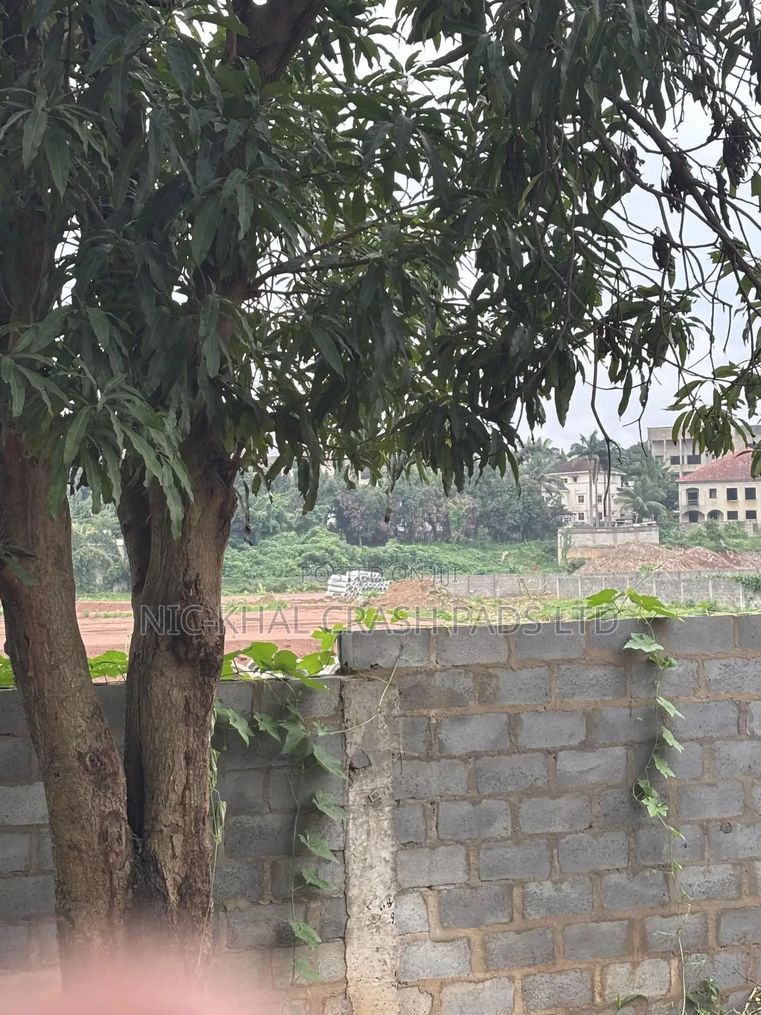1000sqm of Table Land for Outright Purchase