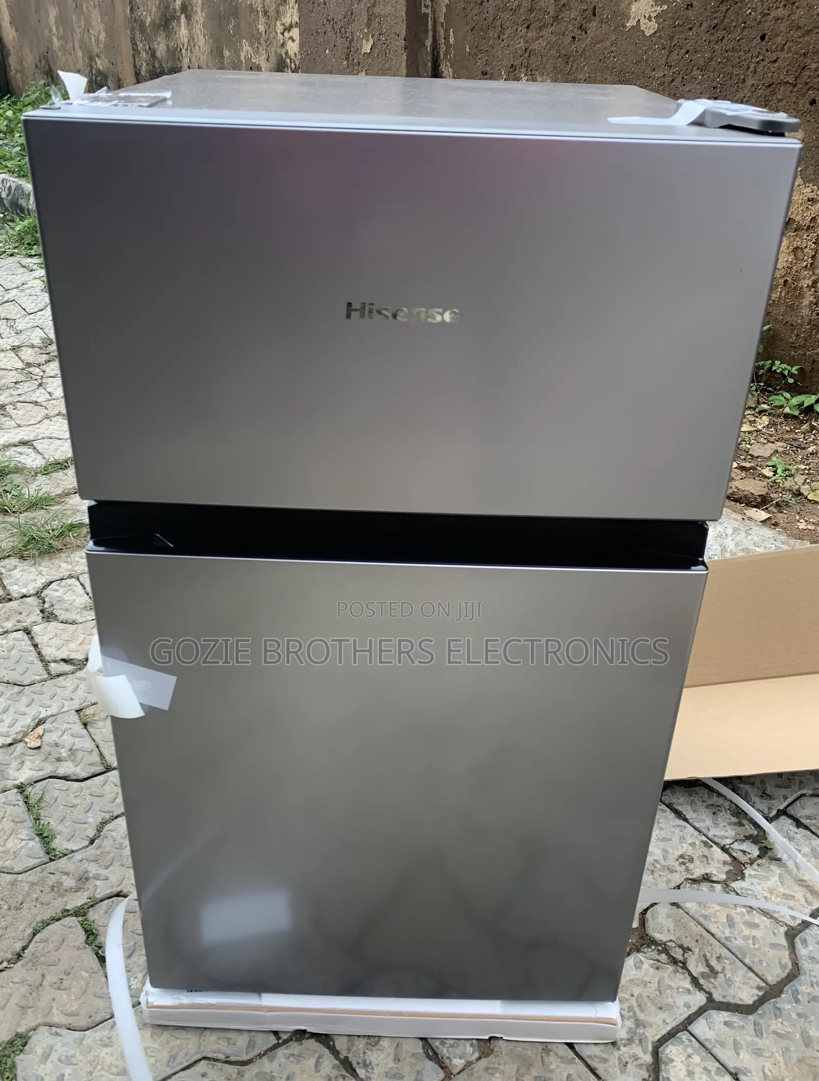 Hisense Double Door Refrigerator 95 Liters Silver Color