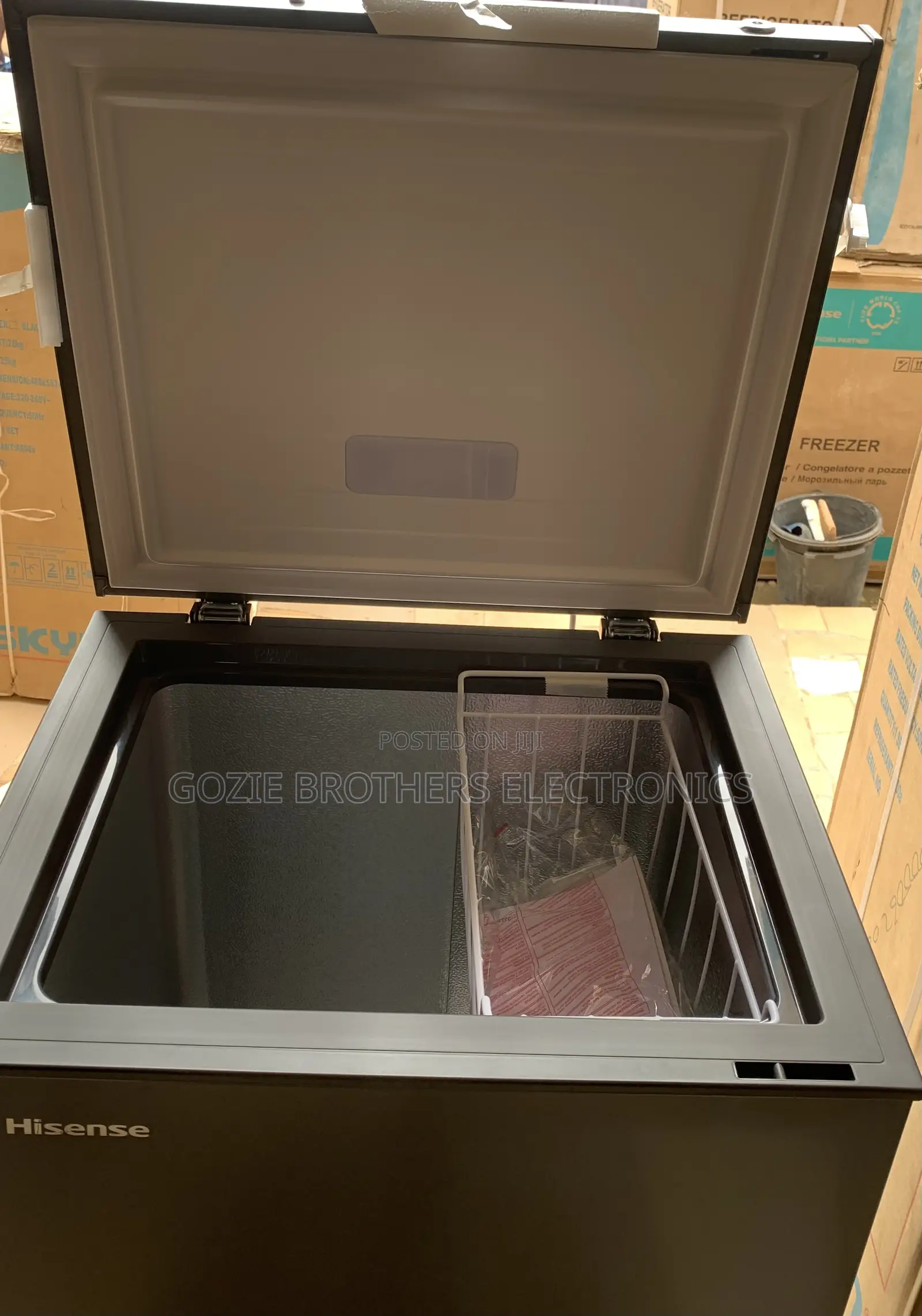 Hisense Chest Freezer 100 Liters Silver Color