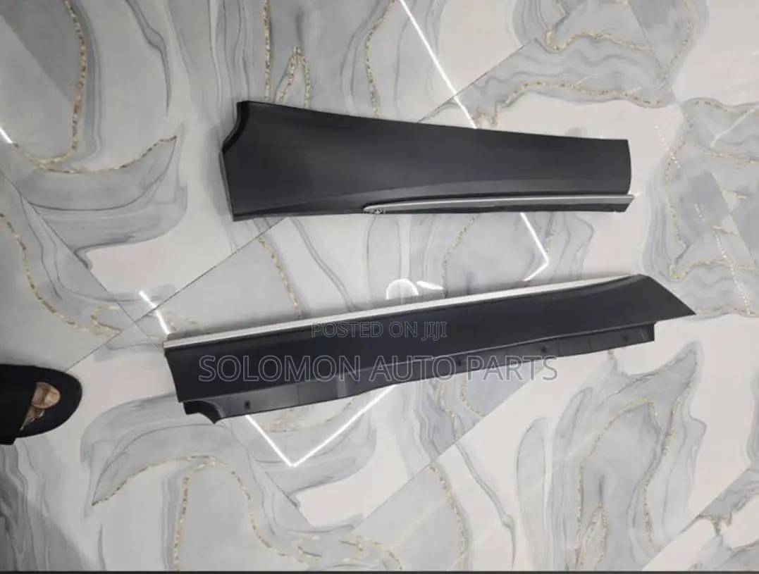 Door Moduling or Padded Highlander 2020-2022