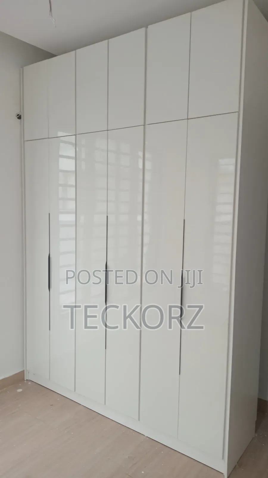 Custom Wardrobe Cabinet