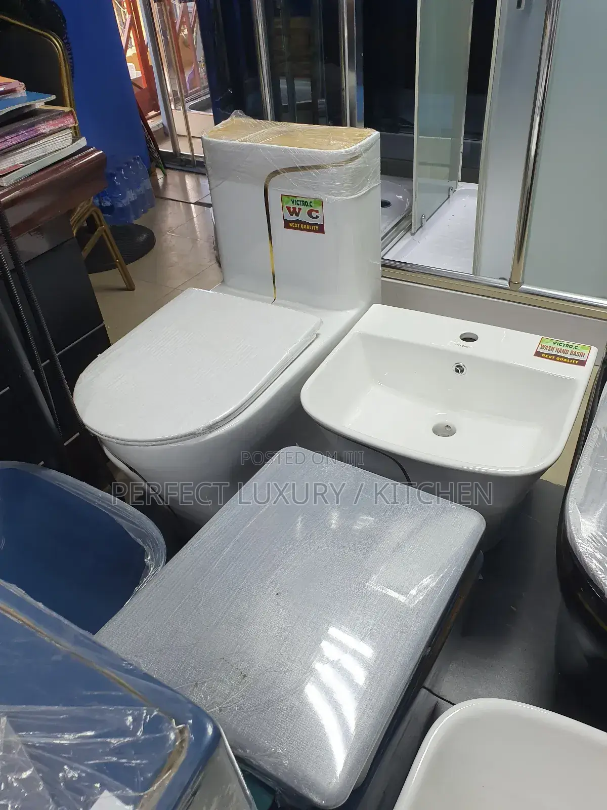 White Luxury Water Closet
