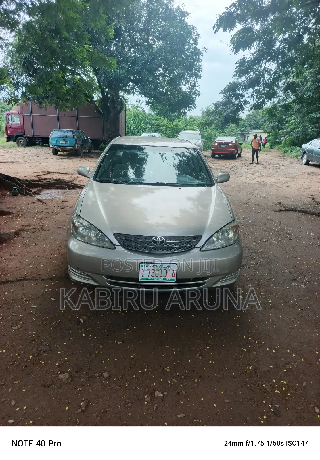 Toyota Camry 2002 Gold