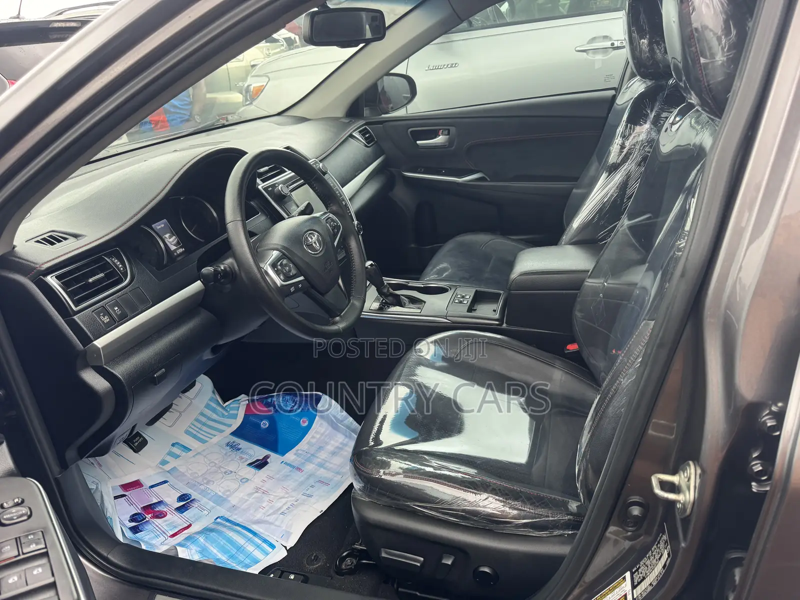 Toyota Camry XSE V6 4dr Sedan (3.5L 6cyl 6A) 2016 Gray