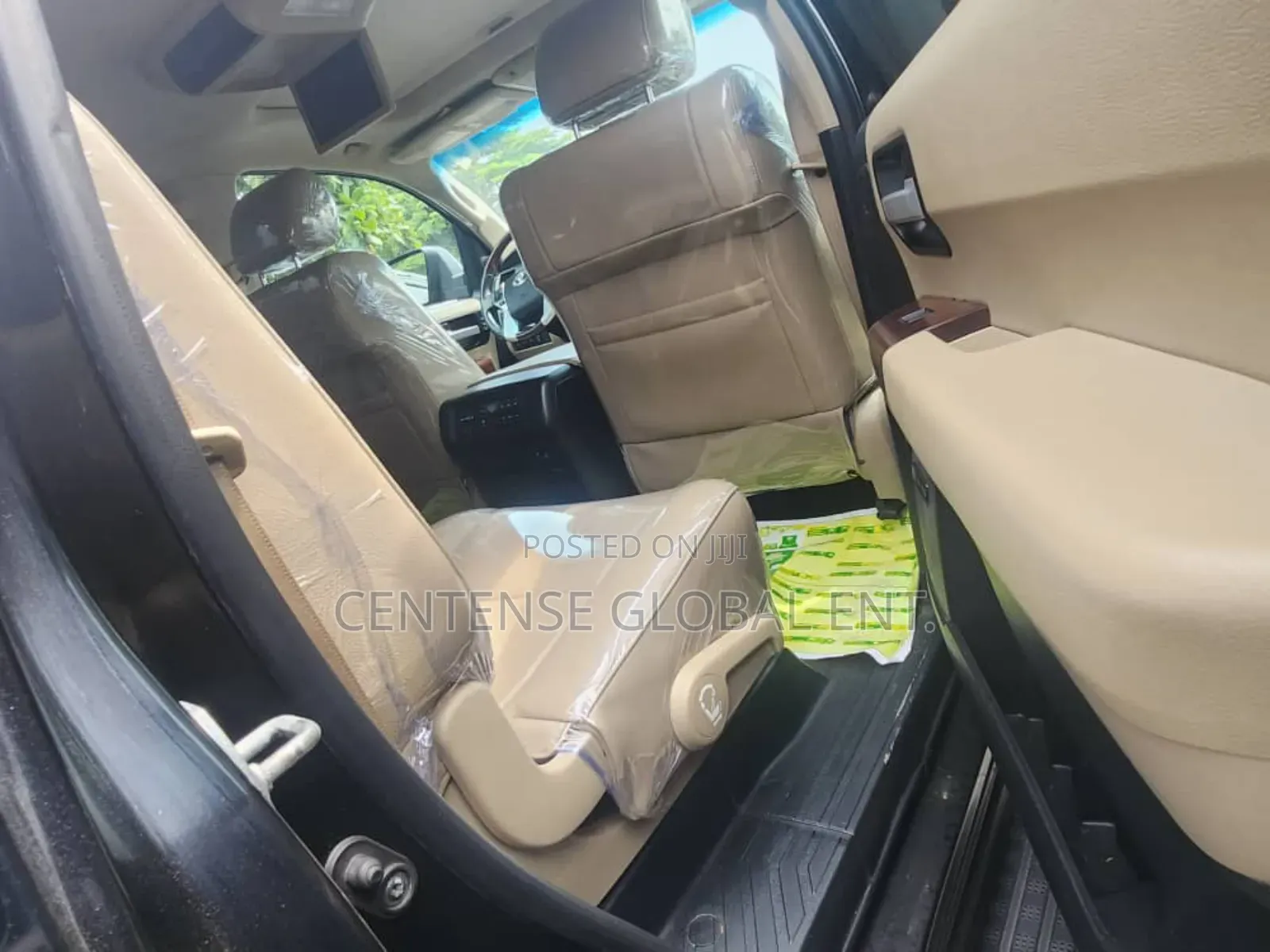 Toyota Sequoia Platinum 4x4 2018 Black