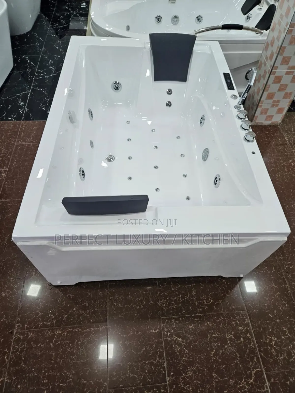 Executive Master's Double Jacuzzi Bathtub