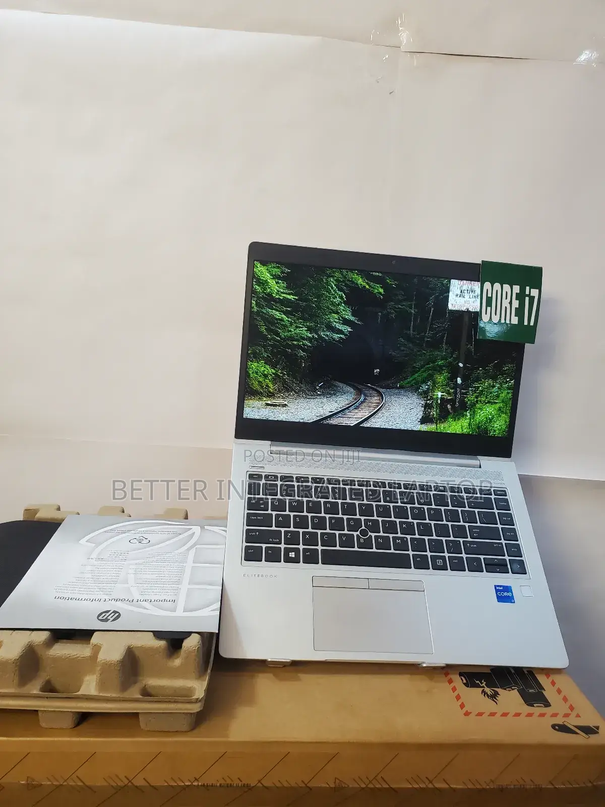 New Laptop HP EliteBook 720 G1 12GB Intel Core i7 SSD 256GB