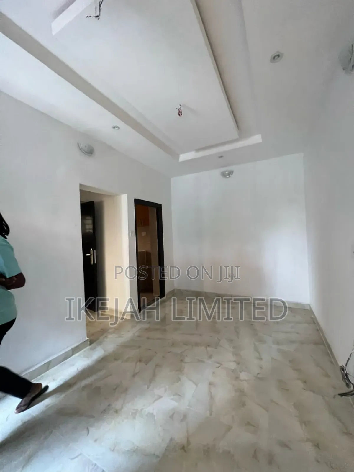 5bdrm Duplex in Magodo Phase One for rent