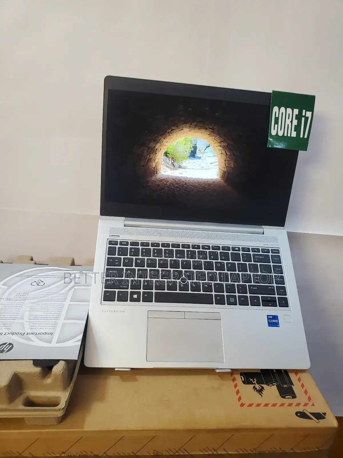 New Laptop HP EliteBook 720 G1 8GB Intel Core i7 SSD 512GB
