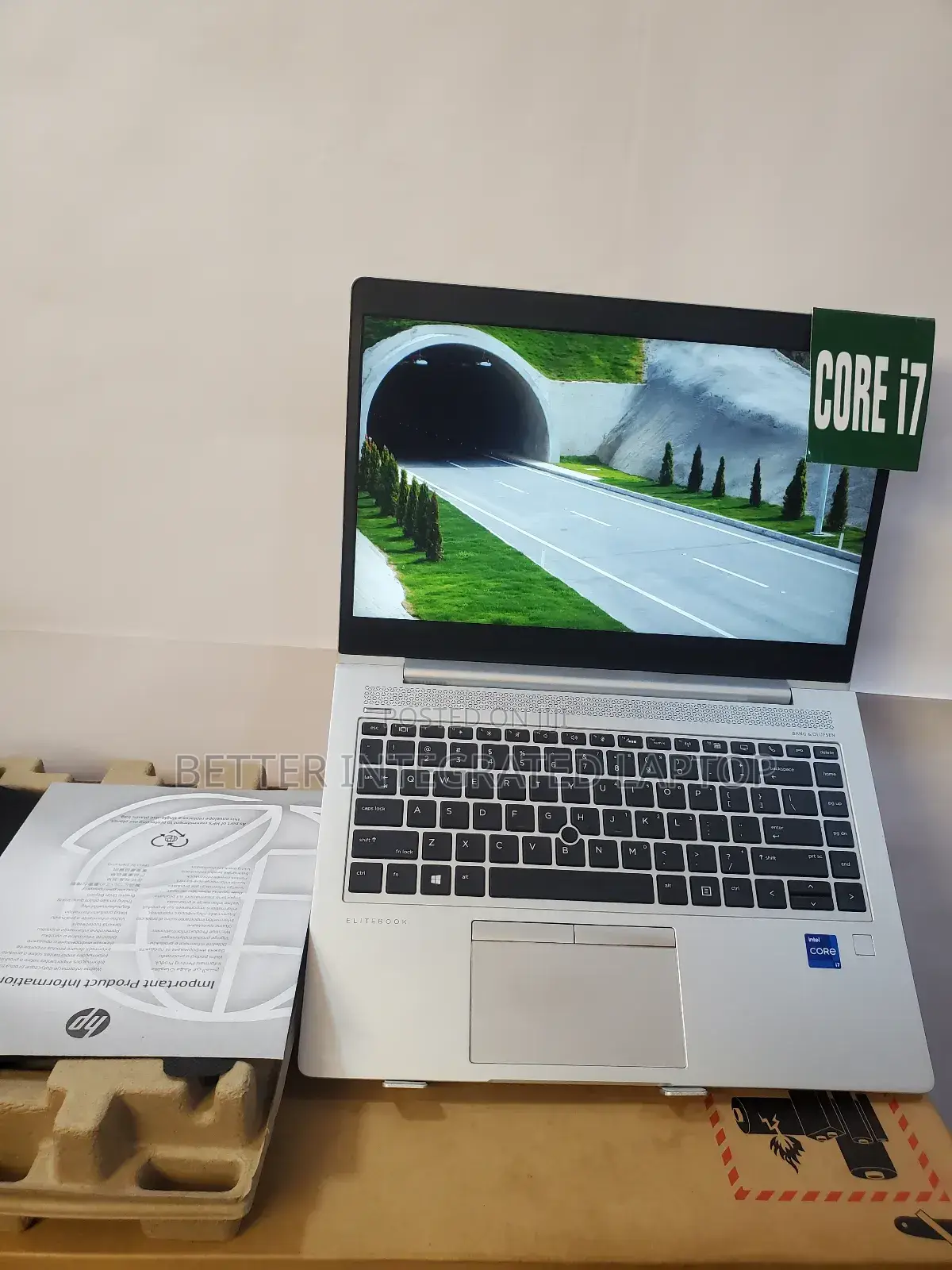 New Laptop HP EliteBook 720 G1 8GB Intel Core i7 SSD 512GB