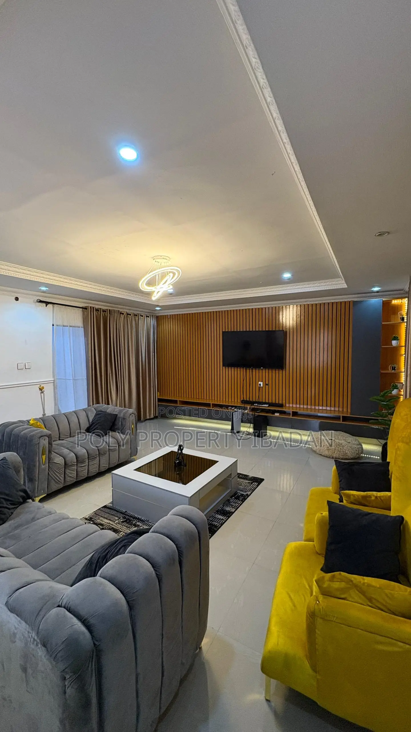 4 Bedroom Shortlet Apartment Opposite Kolapo Ishola Gra