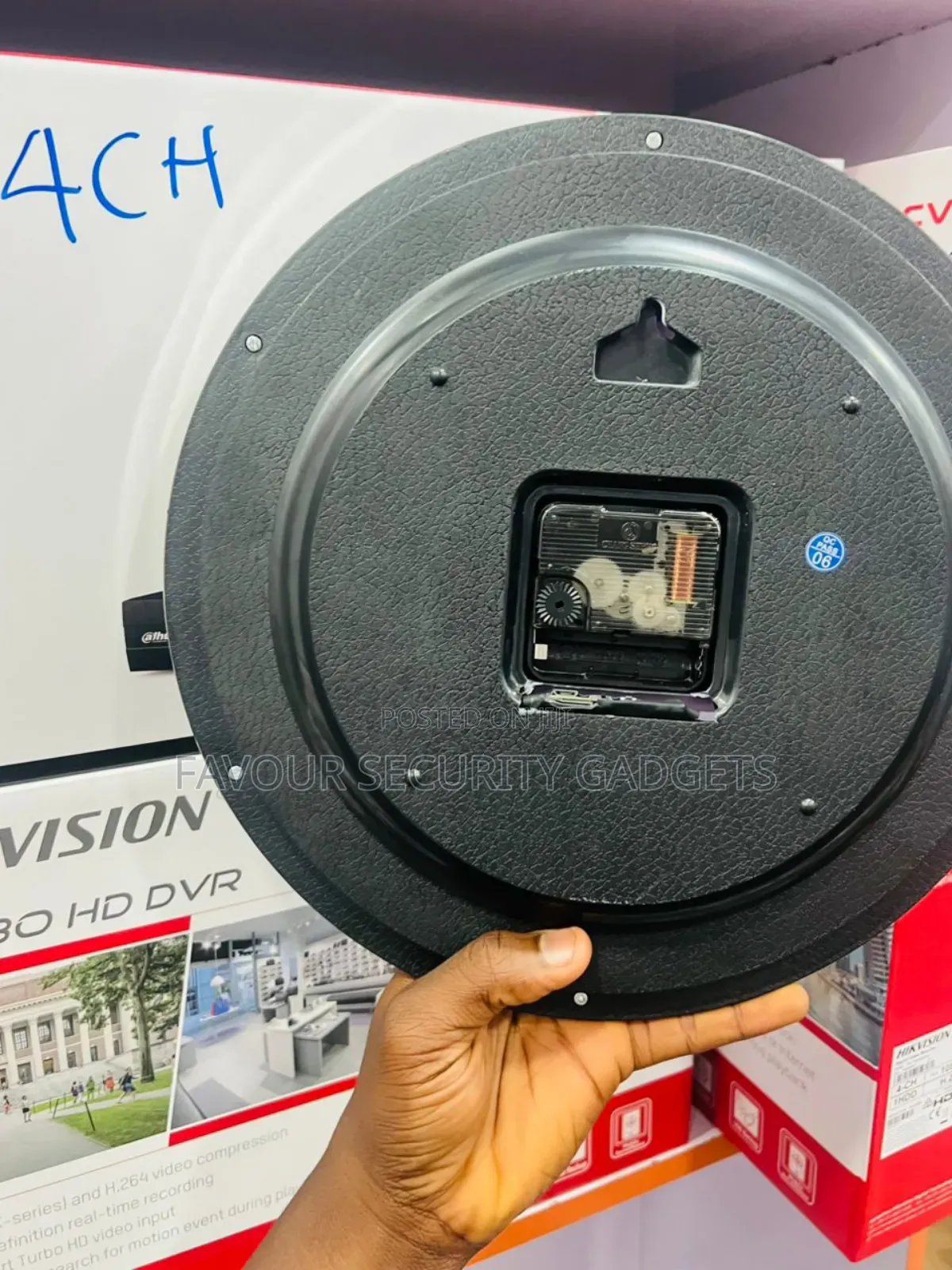 Wifi Spy Wall Clock Camera