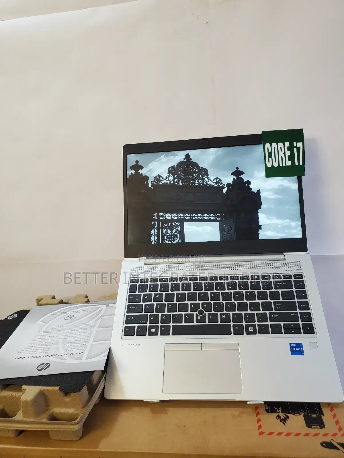 New Laptop HP EliteBook 725 12GB Intel Core i7 SSD 256GB