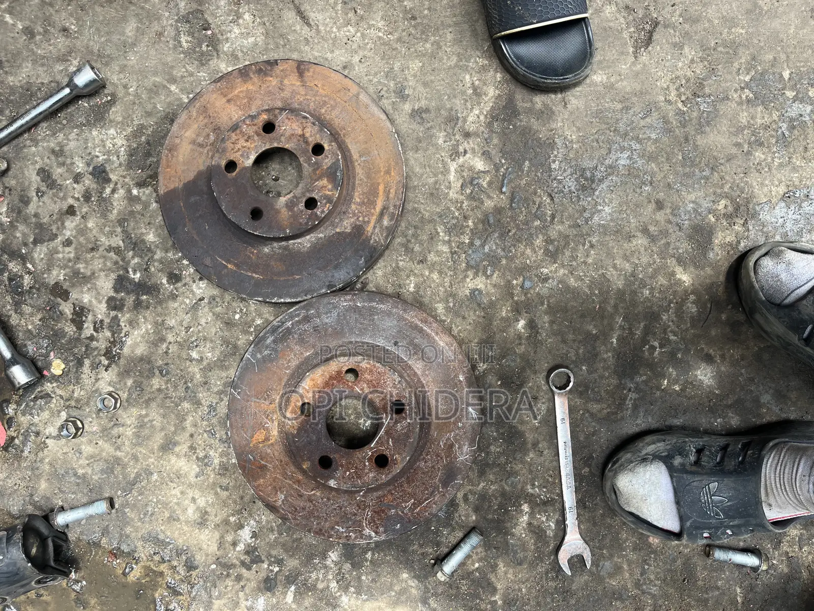Toyota Corolla 2005 Front Brake Disc – Strong Clean