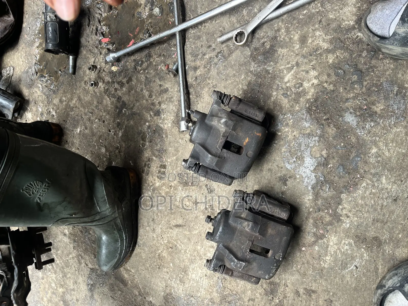 Toyota Corolla 2005 Front Brake Caliper – Strong Durable