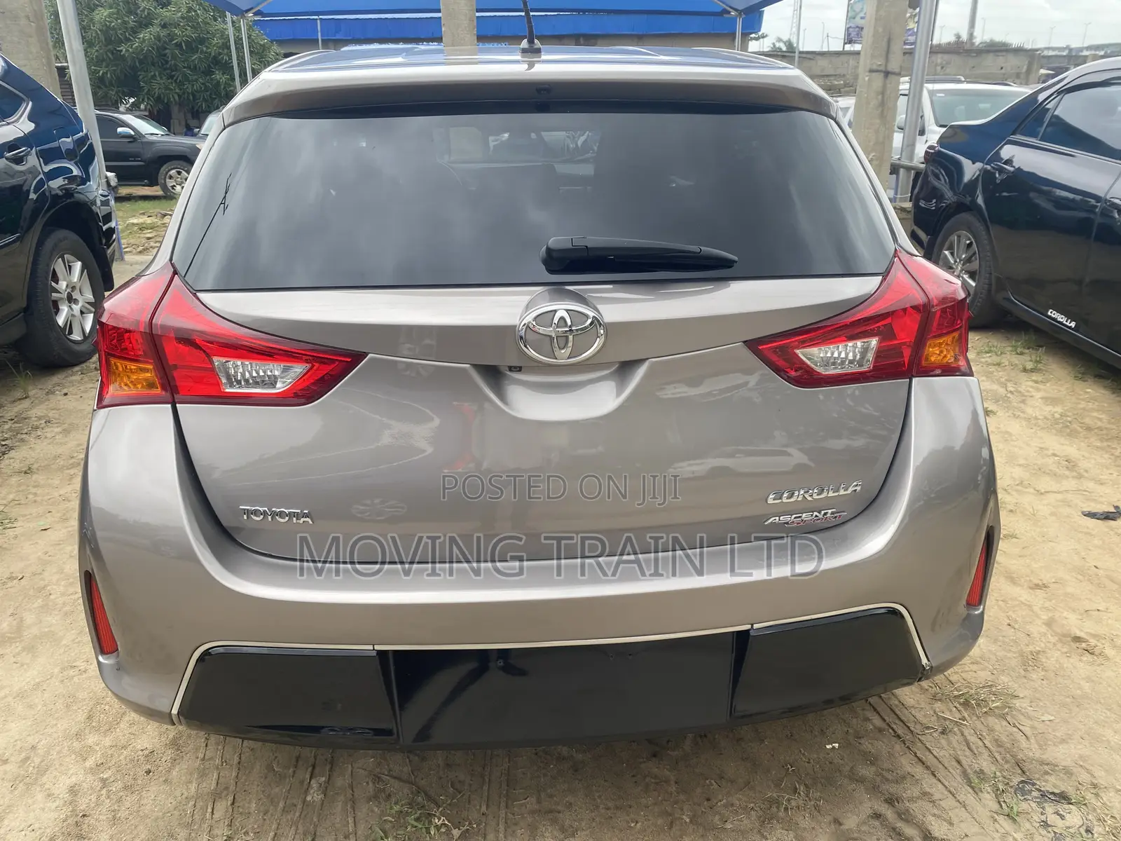 Toyota Corolla 2015 Maroon