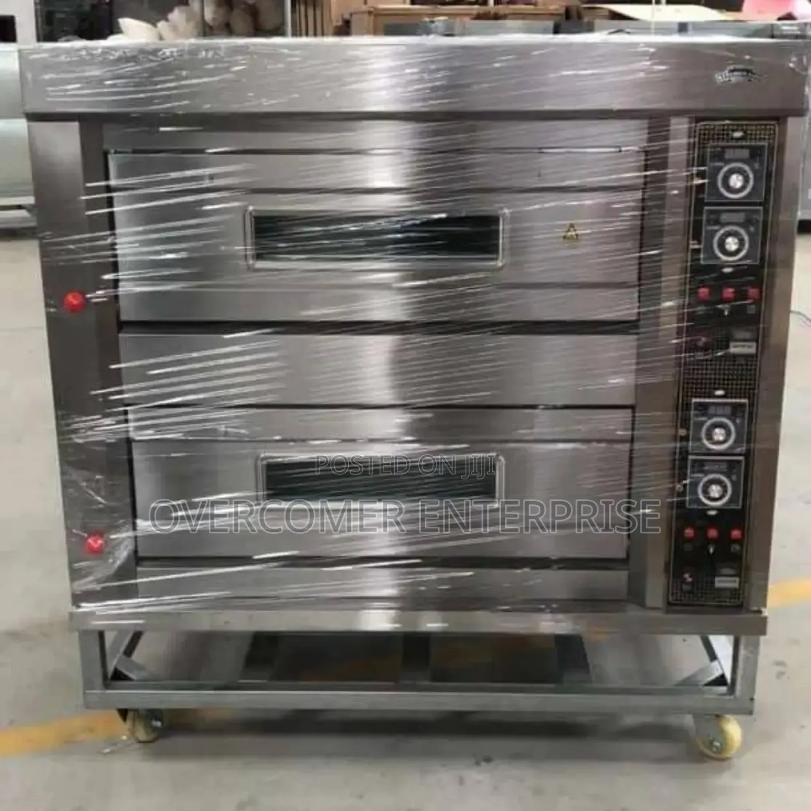 4 Trays Gas Oven