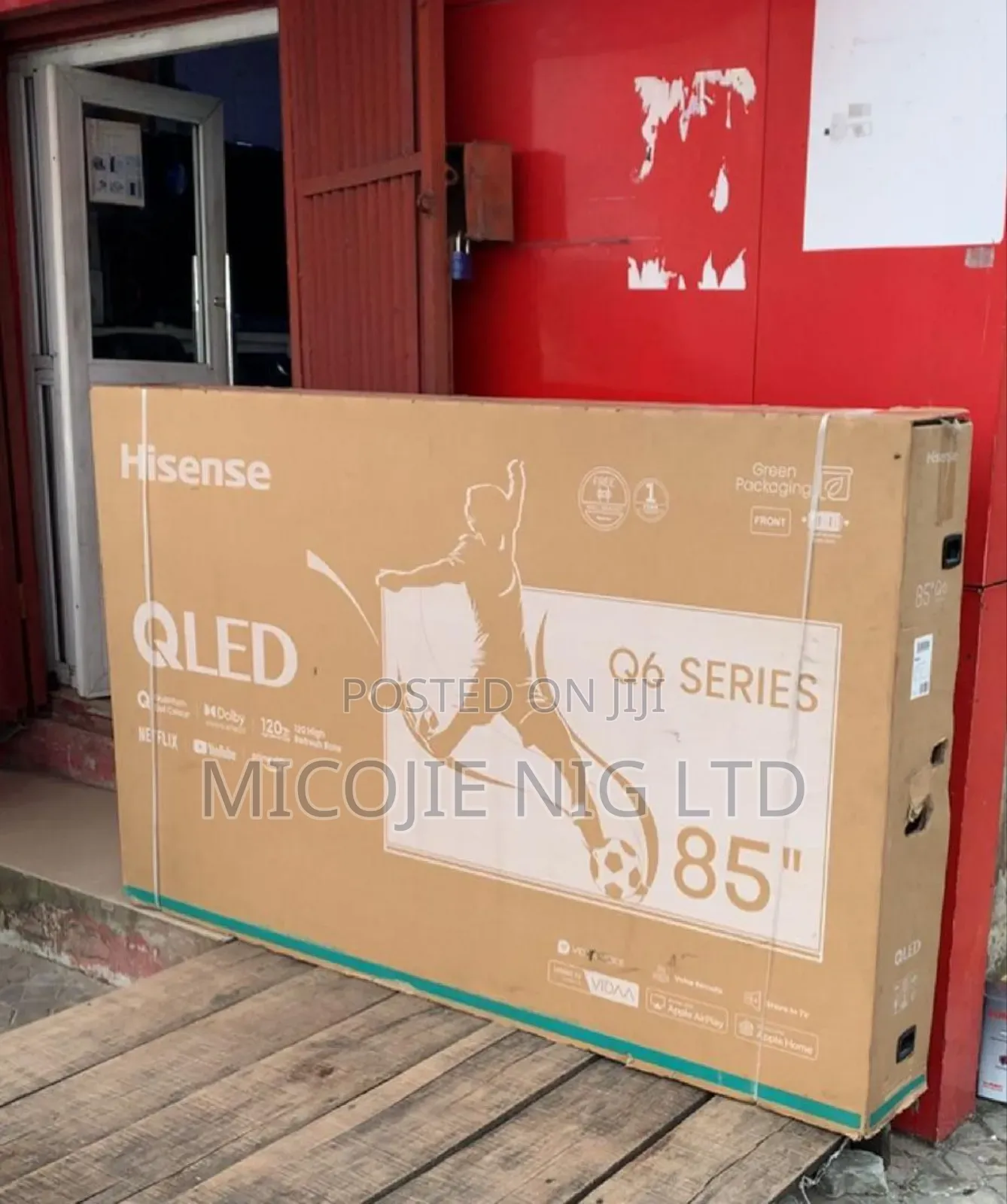 His 85" Qled Tv