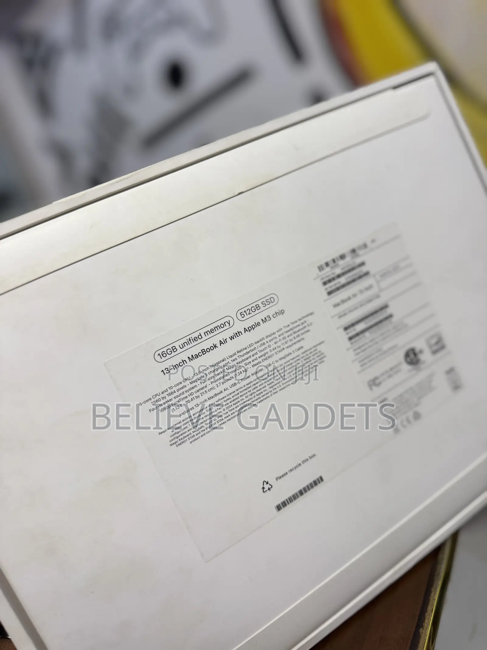 New Laptop Apple MacBook Air 2024 M3 13-Inch 16GB Apple M3 SSD 512GB